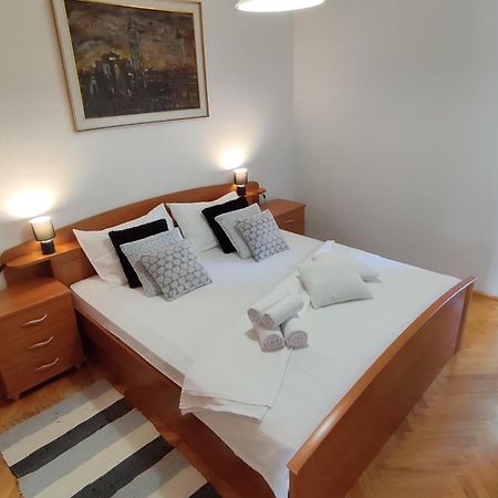 Deluxe Apartman Pervan Сплит Экстерьер фото