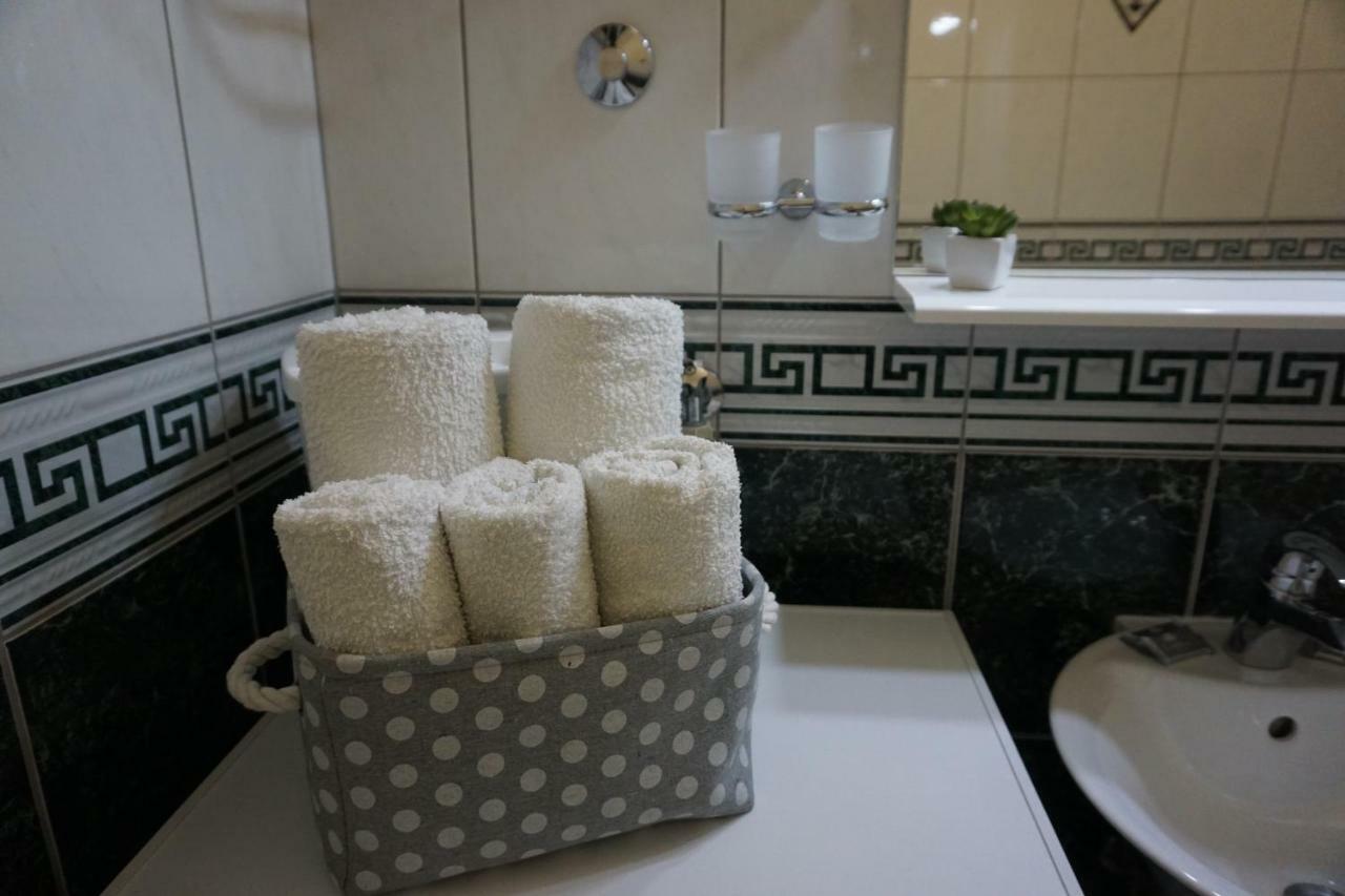 Deluxe Apartman Pervan Сплит Экстерьер фото